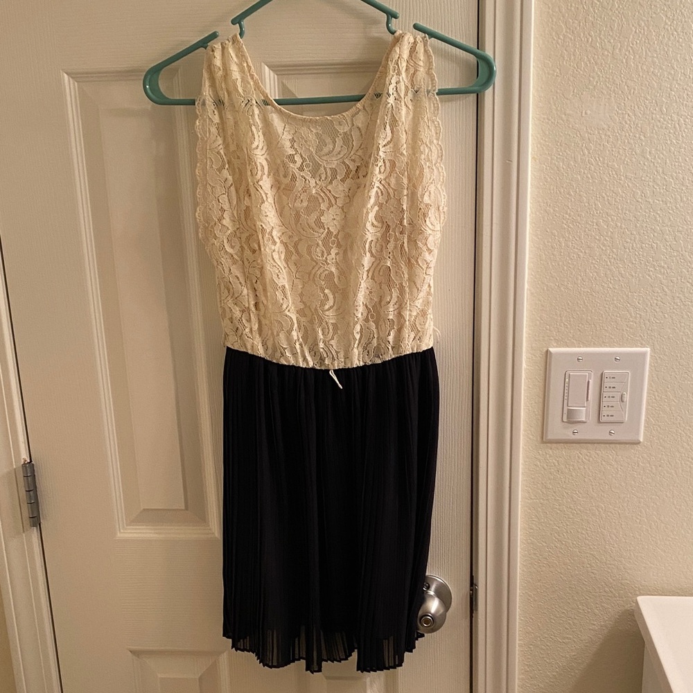 Rewind Cream Lace Dress